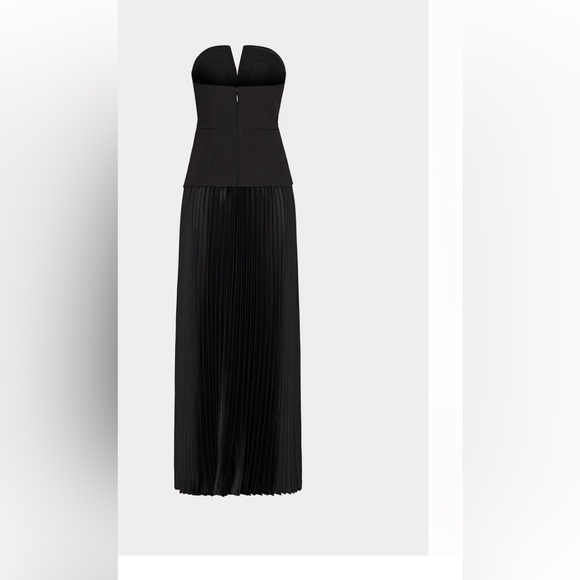 Milly Dress - Picture 4 of 8